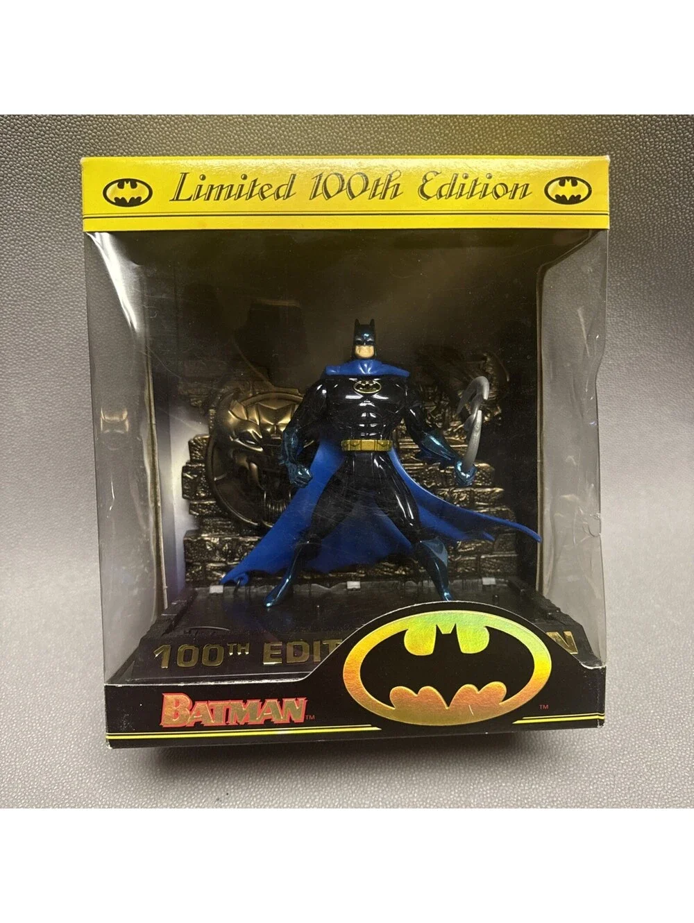1996 BATMAN Limited 100th Edition Batman Blue Action Figure Hasbro Kenner Statue